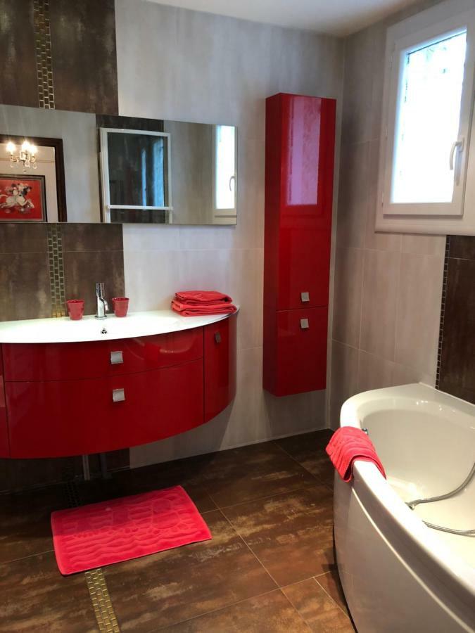 Les Lauriers Roses Hotel Bourg-lès-Valence Esterno foto